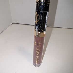Wet n Wild Metallic Liquid Lipstick New Sealed - Rose Brown